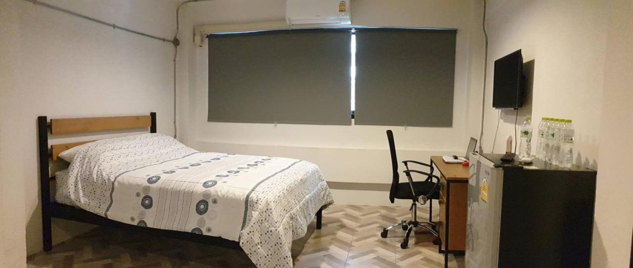 Js Mansion Otel Bangkok Dış mekan fotoğraf